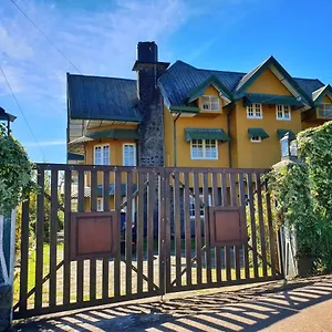 https://lady-horton-bungalow.kandyhotelsnow.com