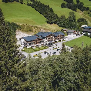 Avenida Mountain Aparthotel Saalbach-Hinterglemm
