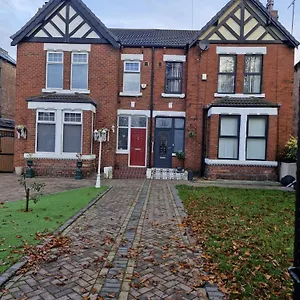 Budget - 9 East Grange Drive Guest house Leeds (West Yorkshire)