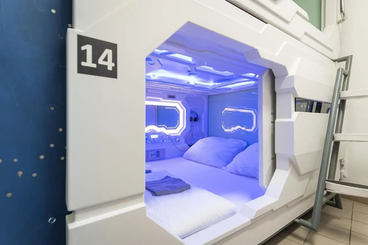 Space Home Apartment - Inner City Vienna Hostel