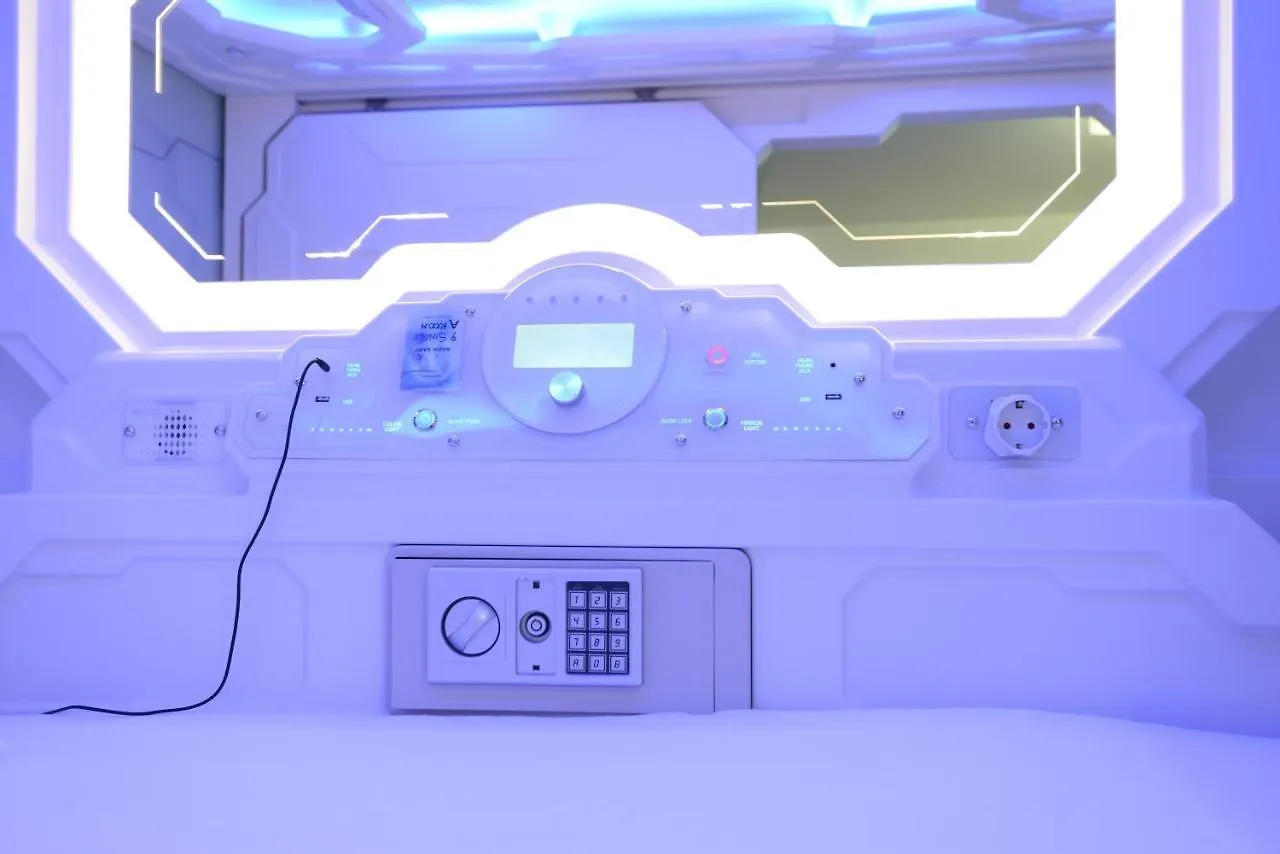 Space Home Apartment - Inner City Wenen Hostel
