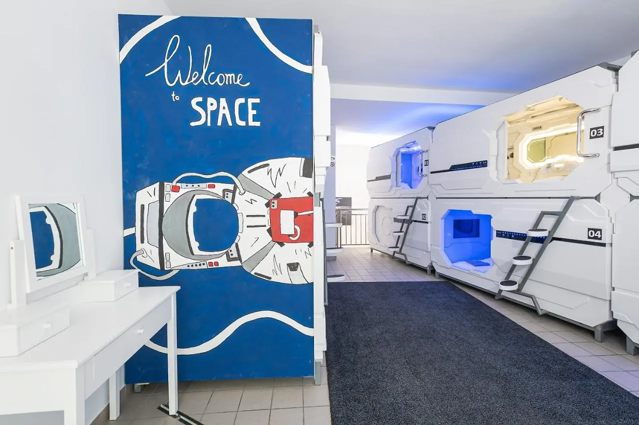 Hostel Space Home Apartment - Inner City Wenen Oostenrijk
